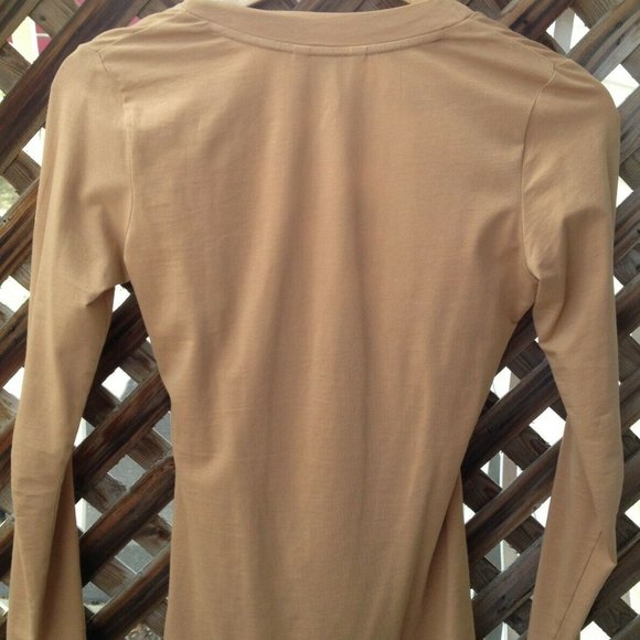 CAbi Long Sleeve Gold Cotton Blend V-Neck Tee, Size Small - Picture 5 of 6